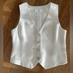 Aritzia Babaton White Button-Front V-Neck Tailored Vest